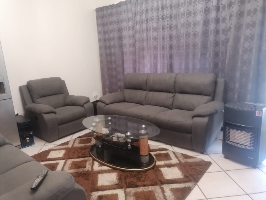 To Let 4 Bedroom Property for Rent in Sasolburg Free State